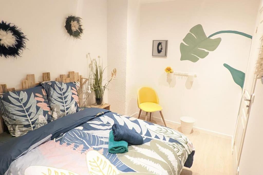 Cosy Jungle - Centre-Ville -Parking Prive - Wifi 波城 外观 照片